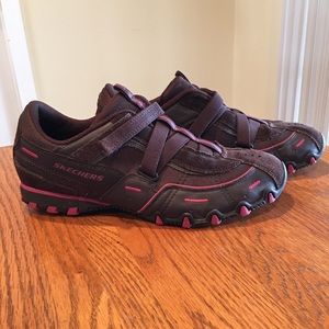 Sketchers Active Walking/Running Shoes